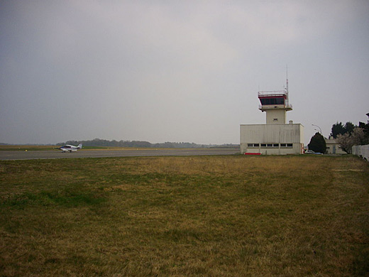 Meucon Airport