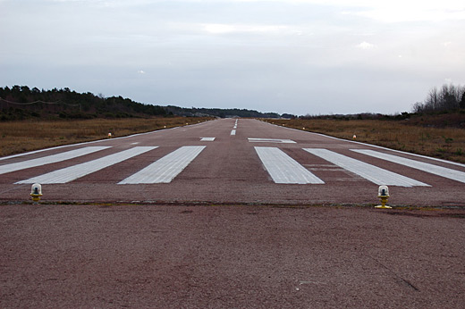 Kumlinge runway.jpg