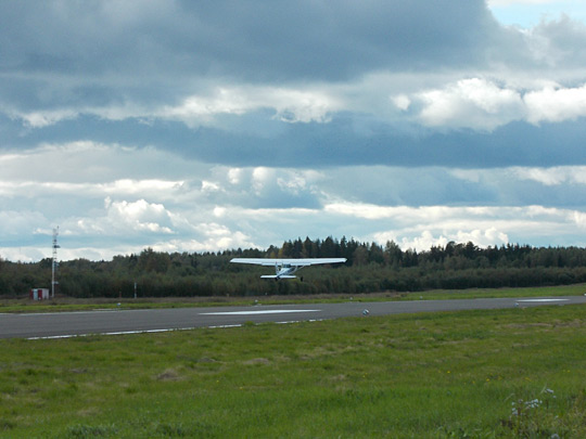 A Cessna 152 taking off at Mikkeli Airport