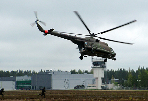 Mi-8 at EFUT.jpg